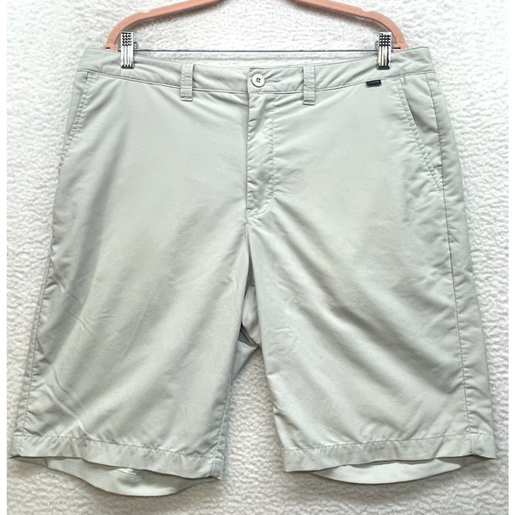 Travis Mathew Shorts Mens 38 Gray Golf Chino Casual Performance Stretch Outdoor - Picture 1 of 9